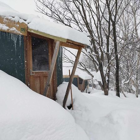 The Yurts At Margo'S Garden, Kiroro 호텔 아카이가와 외부 사진