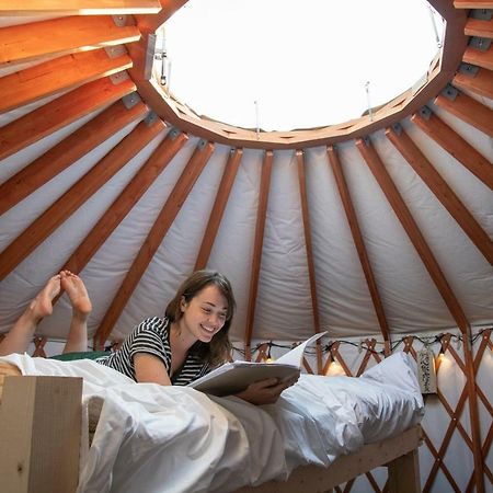 The Yurts At Margo'S Garden, Kiroro 호텔 아카이가와 외부 사진