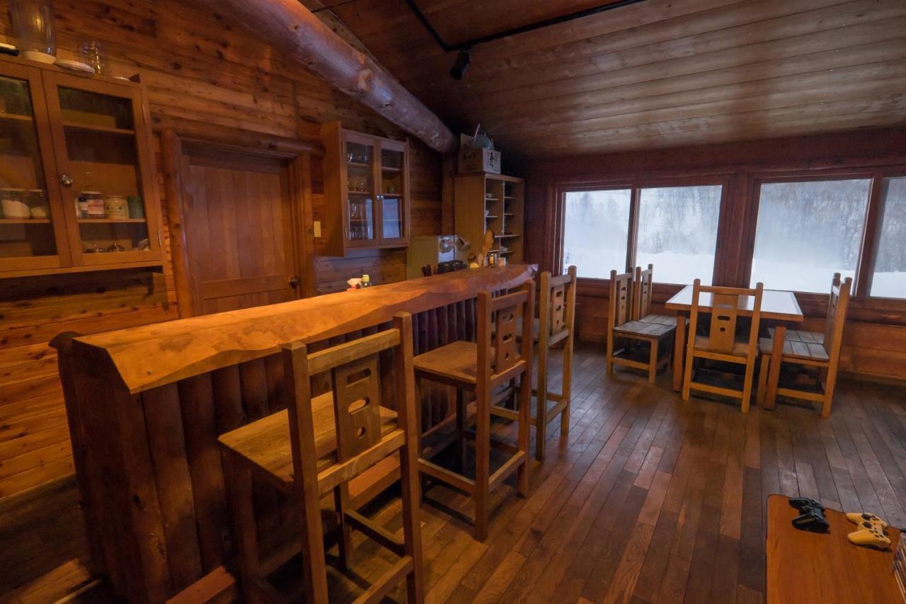 The Yurts At Margo'S Garden, Kiroro 호텔 아카이가와 외부 사진
