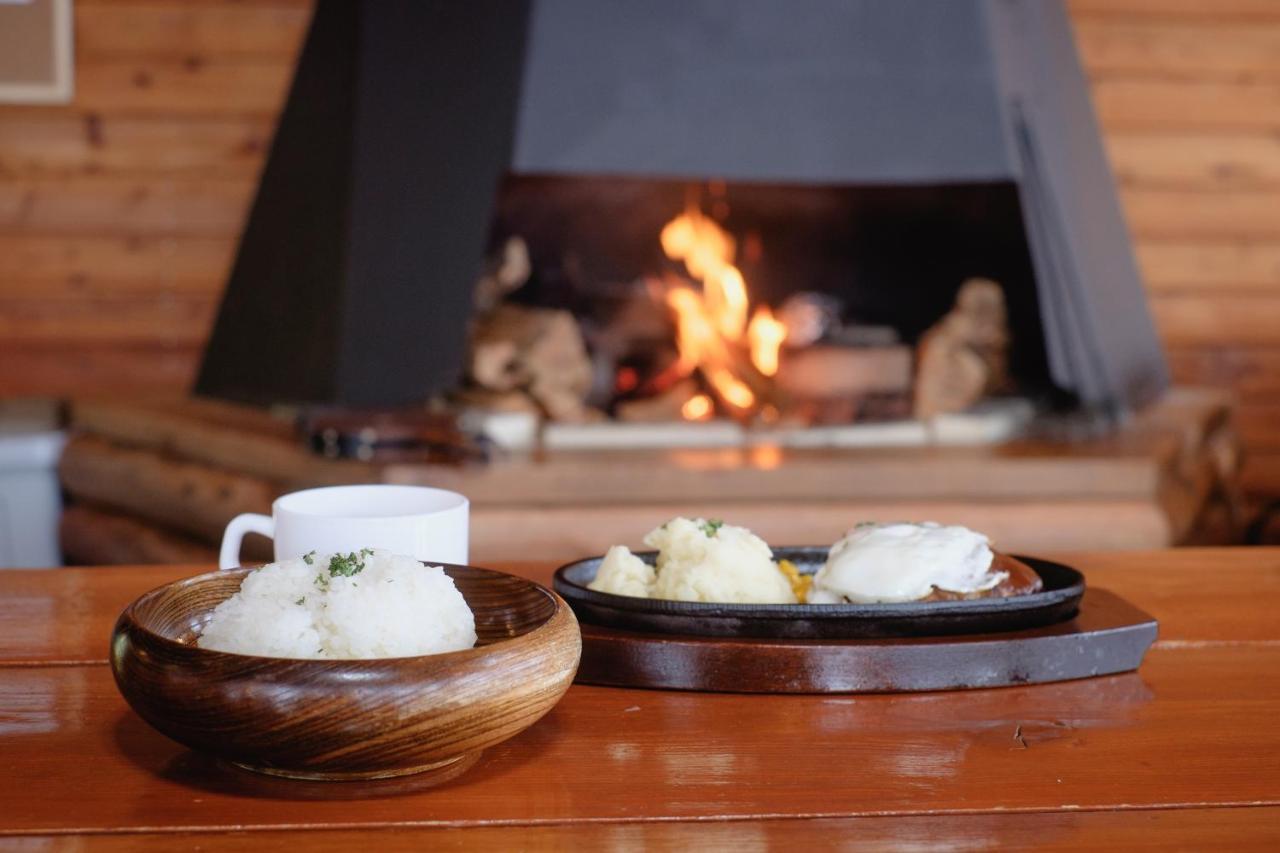 The Yurts At Margo'S Garden, Kiroro 호텔 아카이가와 외부 사진