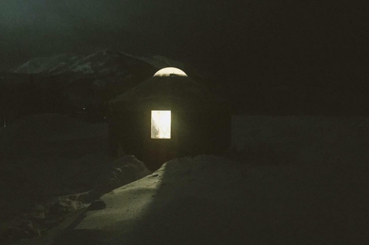 The Yurts At Margo'S Garden, Kiroro 호텔 아카이가와 외부 사진